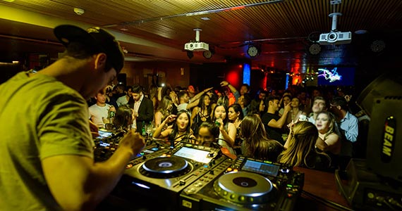 Mahau Restaurante e Bar