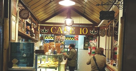 Café 10