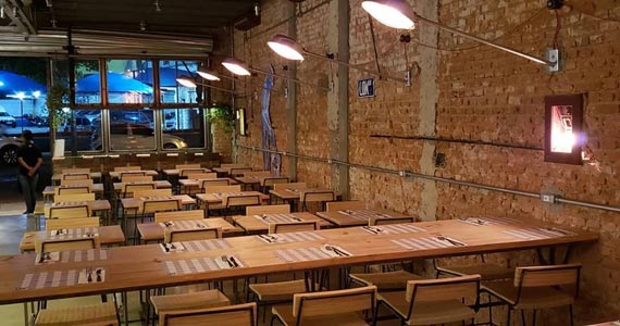 Low BBQ e Bar