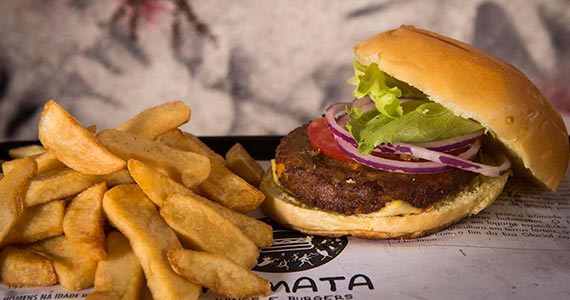 Primata Wings & Burgers