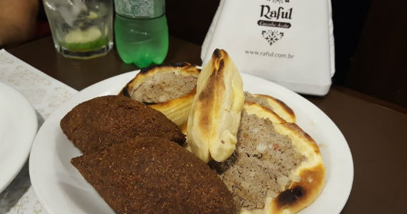 Raful Cozinha Árabe - 25 de Março
