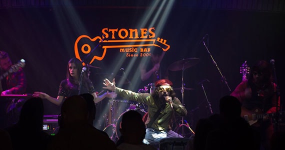 Stones Music Bar