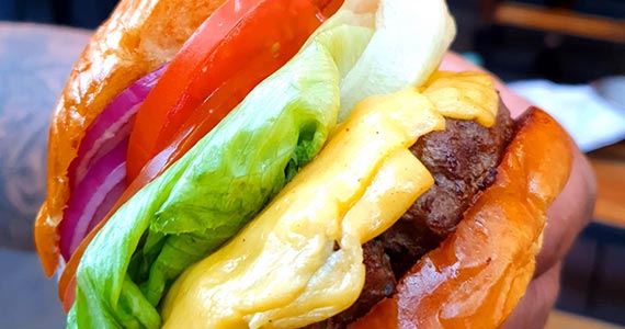 Brasa BBQ - Burgers & Meats