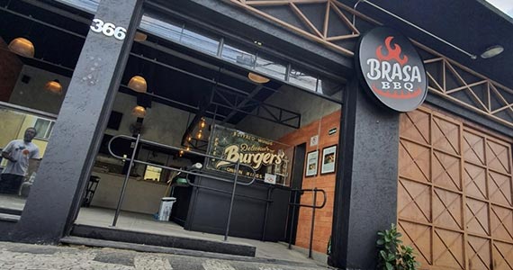 Brasa BBQ - Burgers & Meats