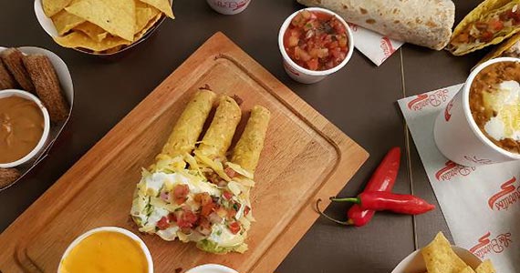 Los Burritos
