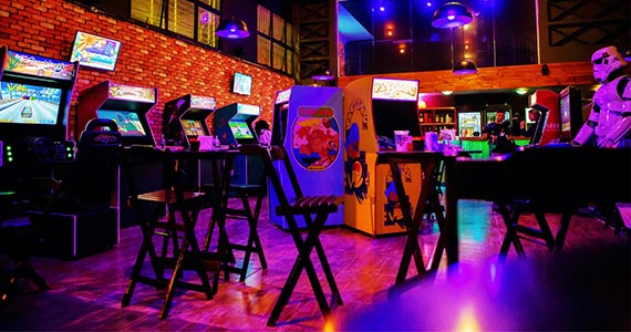 Round 2 Arcade Bar